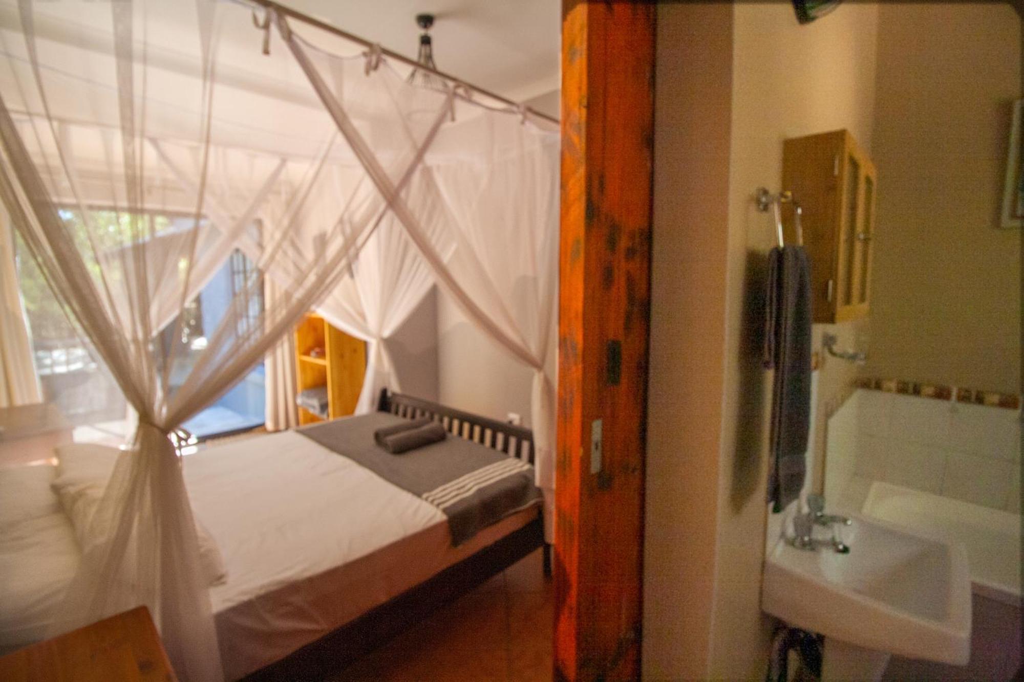 Kruger Park Hostel Marloth Park Dış mekan fotoğraf